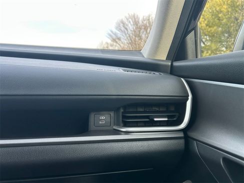 Used 2024 Toyota Grand Highlander XLE image 27