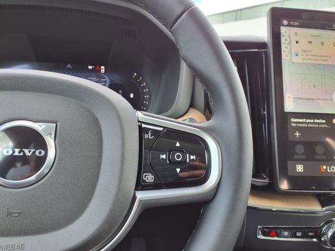 New 2026 Volvo XC60 B5 Core w/ Protection Package image 17