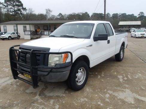 Used 2010 Ford F150 XL image 2