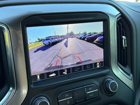 Used 2022 Chevrolet Silverado 2500 LTZ w/ LTZ Plus Package AWD/4WD image 19