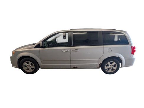 Used 2011 Dodge Grand Caravan Mainstreet w/ PWR Convenience Group FWD image 2
