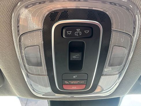 Used 2025 Hyundai Elantra SEL FWD image 27