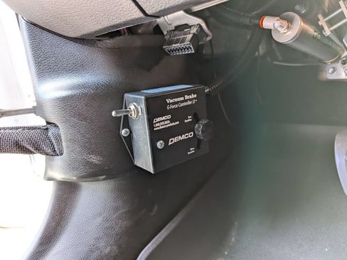 Used 2023 Jeep Wrangler Sport AWD/4WD image 49
