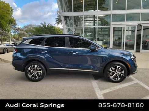 Used 2023 Kia Sportage EX w/ EX Premium Package image 9