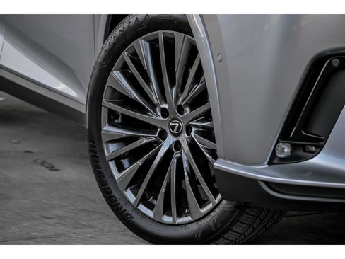 Used 2024 Lexus RX 350 AWD w/ Convenience Package image 3