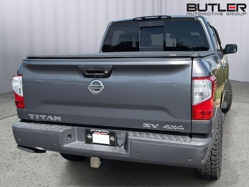Used 2021 Nissan Titan SV w/ SV Convenience Package AWD/4WD image 6