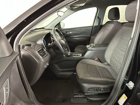 Used 2024 Chevrolet Equinox LT FWD image 11