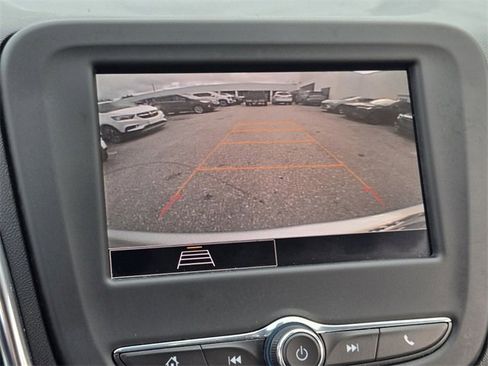 Used 2022 Chevrolet Equinox LT image 22