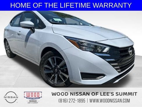 New 2025 Nissan Versa SV w/ Trunk Package image 1