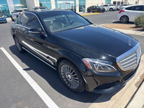 Used 2015 Mercedes-Benz C 300 4MATIC Sedan image 2