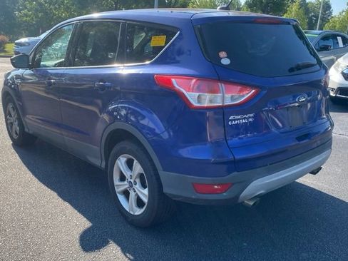 Used 2016 Ford Escape SE FWD image 3