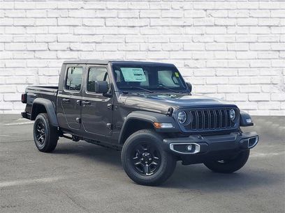 New 2025 Jeep Gladiator Sport