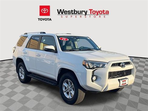 Used 2019 Toyota 4Runner SR5 image 1