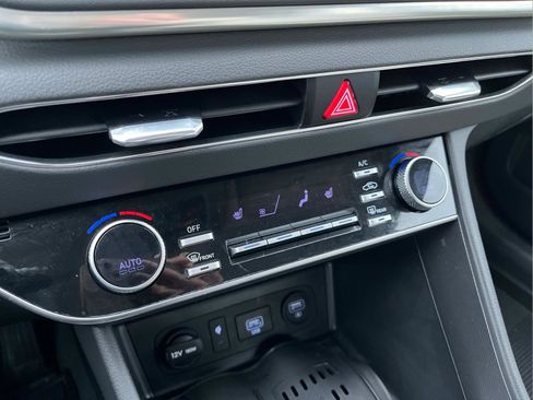 Used 2023 Hyundai Sonata SEL w/ Convenience Package image 19