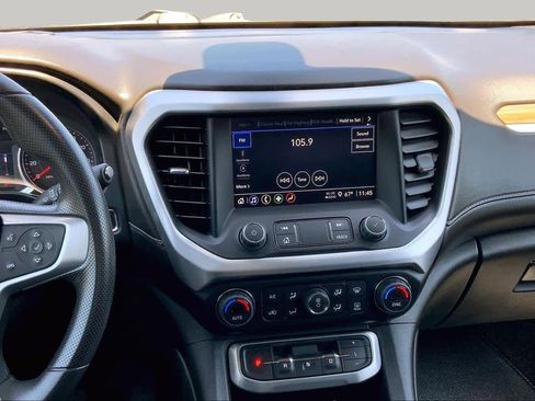 Used 2022 GMC Acadia SLE w/ Elevation Edition FWD image 6