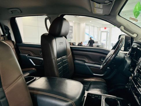 Used 2016 Nissan Titan Platinum Reserve image 21