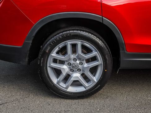 Used 2025 Honda Passport EX-L image 9