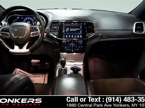 Used 2021 Jeep Grand Cherokee SRT image 31