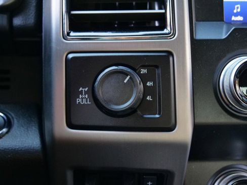 Used 2020 Ford F350 Platinum image 18