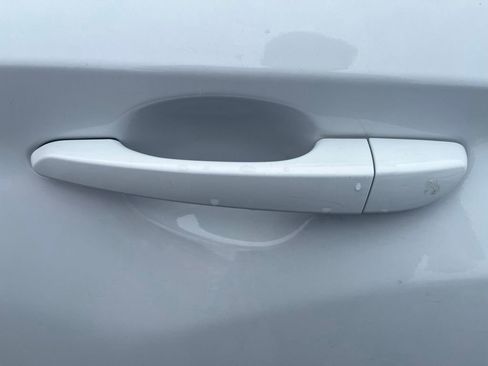 Used 2021 Hyundai Kona SE FWD image 17