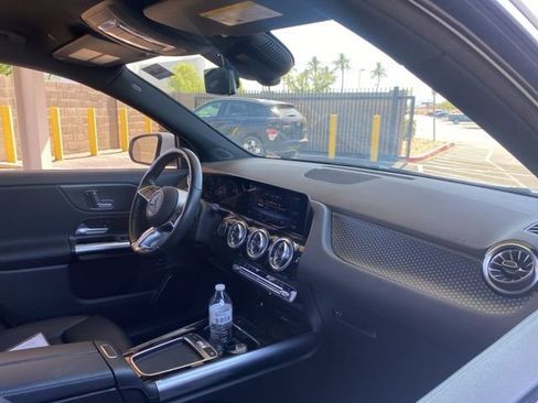 Used 2025 Mercedes-Benz GLA 250 image 5