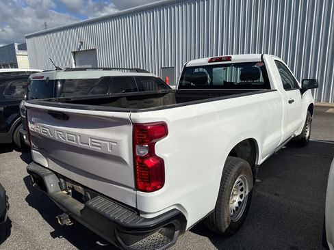 Used 2021 Chevrolet Silverado 1500 W/T w/ Trailering Package image 7