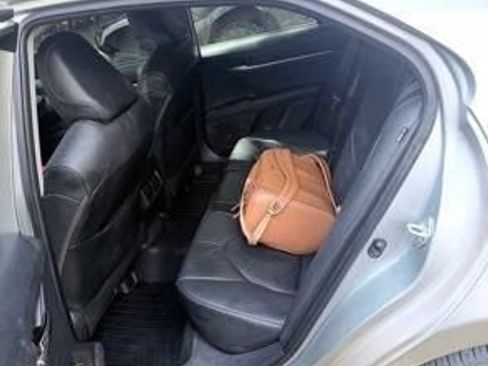 Used 2021 Toyota Camry XSE FWD image 4