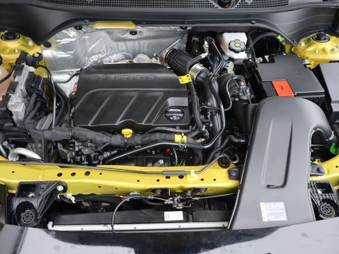 Certified 2024 Chevrolet Trax ACTIV w/ Sunroof Package image 43