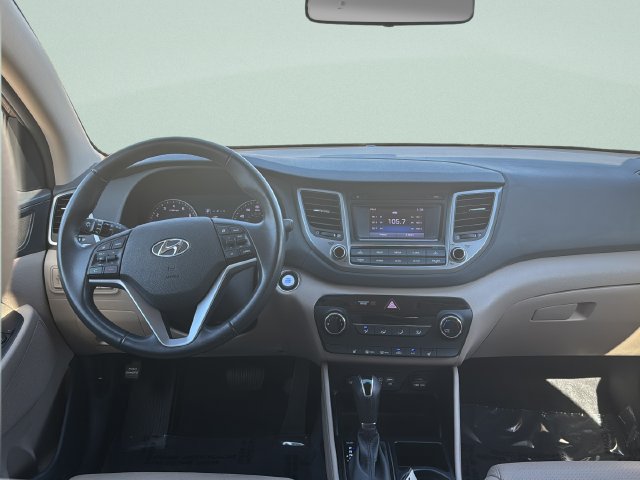 Used 2016 Hyundai Tucson Sport FWD image 3