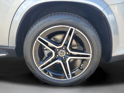 New 2026 Mercedes-Benz GLS 450 4MATIC image 8