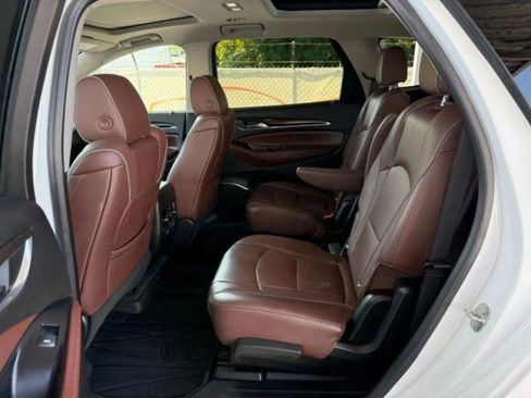 Used 2021 Buick Enclave Avenir w/ Avenir Technology Package AWD/4WD image 16