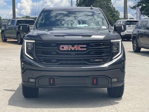 Used 2023 GMC Sierra 1500 AT4 AWD/4WD image 6