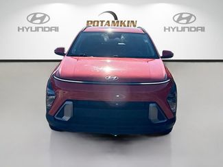 Used 2024 Hyundai Kona SEL FWD video 2