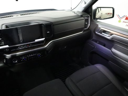 Used 2022 Chevrolet Silverado 1500 LT image 18