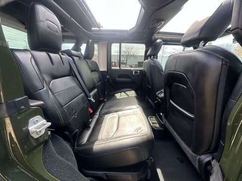 Used 2023 Jeep Wrangler Unlimited Sahara w/ Cold Weather Group image 30