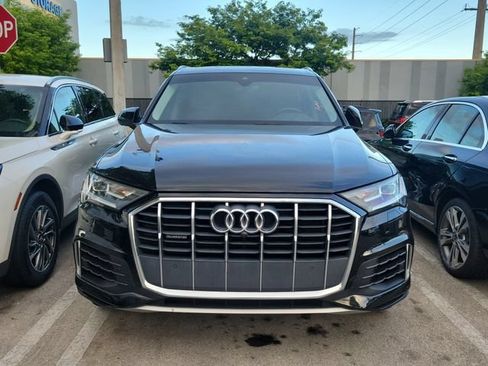 Used 2020 Audi Q7 3.0T Premium Plus w/ Premium Plus Package AWD/4WD image 2