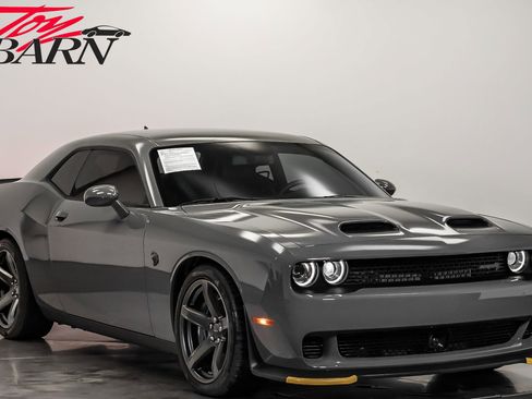 Used 2023 Dodge Challenger SRT Hellcat image 7