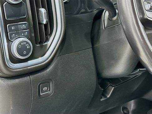 Used 2020 GMC Sierra 1500 Elevation w/ Elevation Value Package image 10