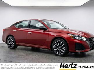 Used 2025 Nissan Altima 2.5 SV video 1