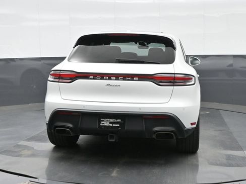 Certified 2023 Porsche Macan AWD/4WD image 6