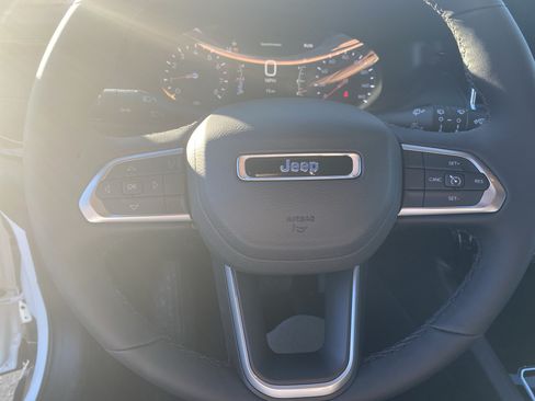 New 2026 Jeep Compass Latitude AWD/4WD image 10