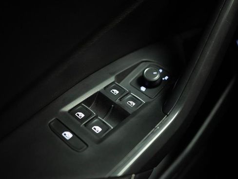 Used 2025 Volkswagen Jetta Sport FWD image 26