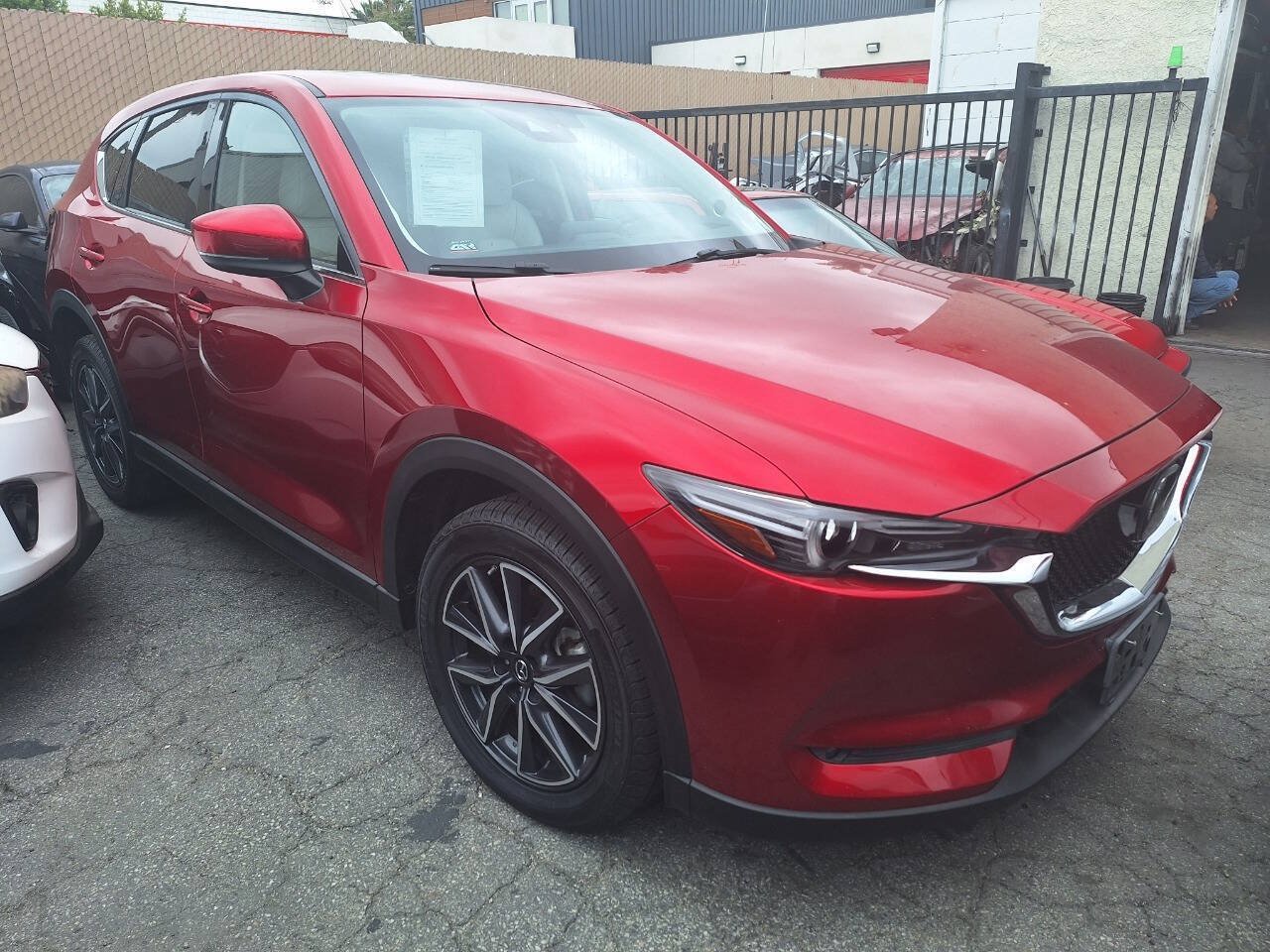 Used 2017 MAZDA CX-5 Grand Touring w/ Premium Package FWD image 2