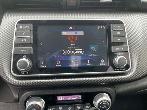 Used 2019 Nissan Kicks SV w/ Exterior Package image 13