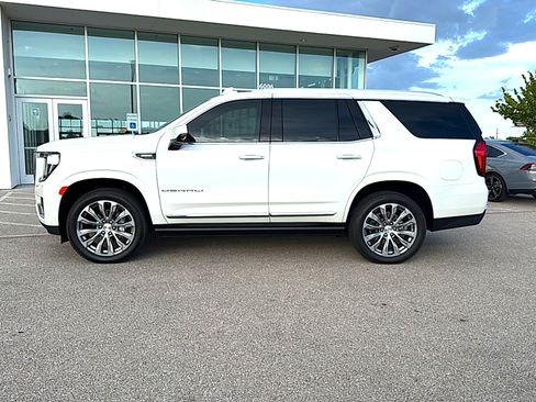 Used 2024 GMC Yukon Denali w/ Max Trailering Package AWD/4WD image 4