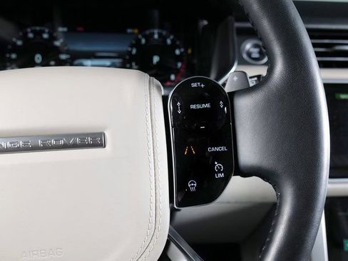Used 2019 Land Rover Range Rover HSE image 22
