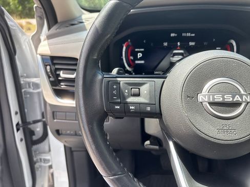 Certified 2024 Nissan Rogue SL w/ SL Premium Package FWD image 14