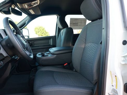 New 2026 RAM 3500 Tradesman AWD/4WD image 17