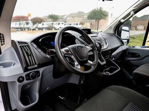 Used 2019 Ford Transit 350 XLT image 2