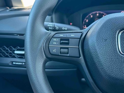 New 2025 Honda Accord SE image 19